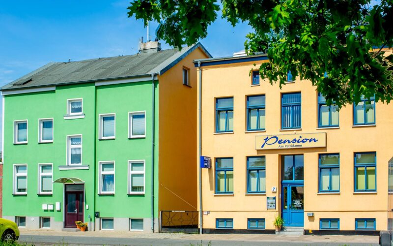 Pension Rostock Aussen web